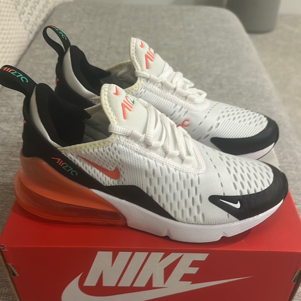 Nike White and Black Sneakers with Chunky Sole